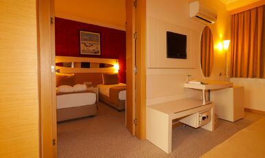  DENİZLİ KARAHAYIT LYCUS RİVER TERMAL OTEL 5* 