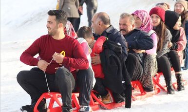 DAVRAZ KAYAK MERKEZİ 