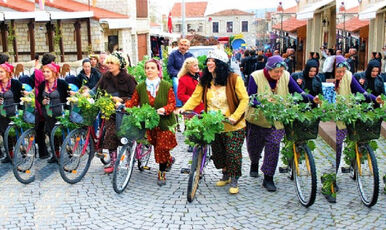 ALAÇATI OT FESTİVALİ VE  EGE TURU 