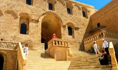 UÇAKLI BUTİK MARDİN TURU